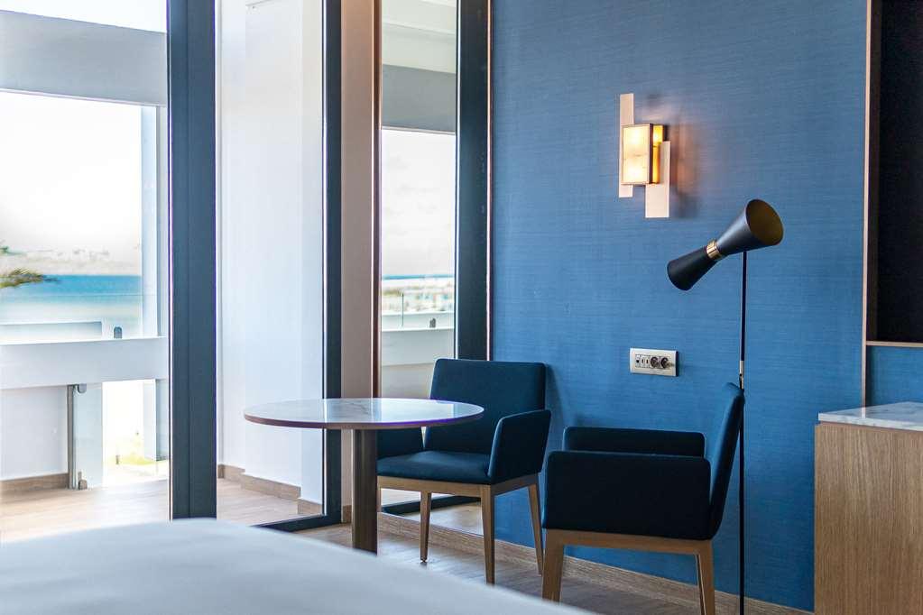 Отель Barcelo Tanger Номер фото A room at the hotel